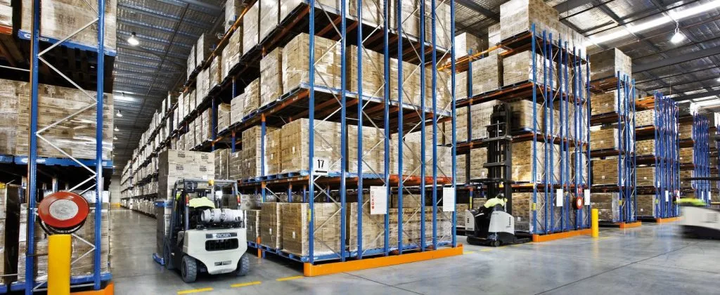 Adjustable Warehouse Customizable Double Deep Industrial Racking in China