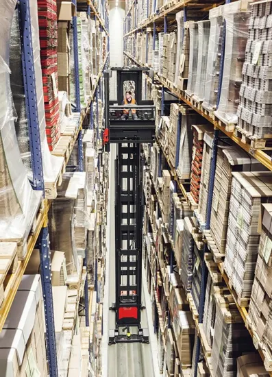 Vna Pallet Racking for Narrow Aisle Storage with Floor Rails